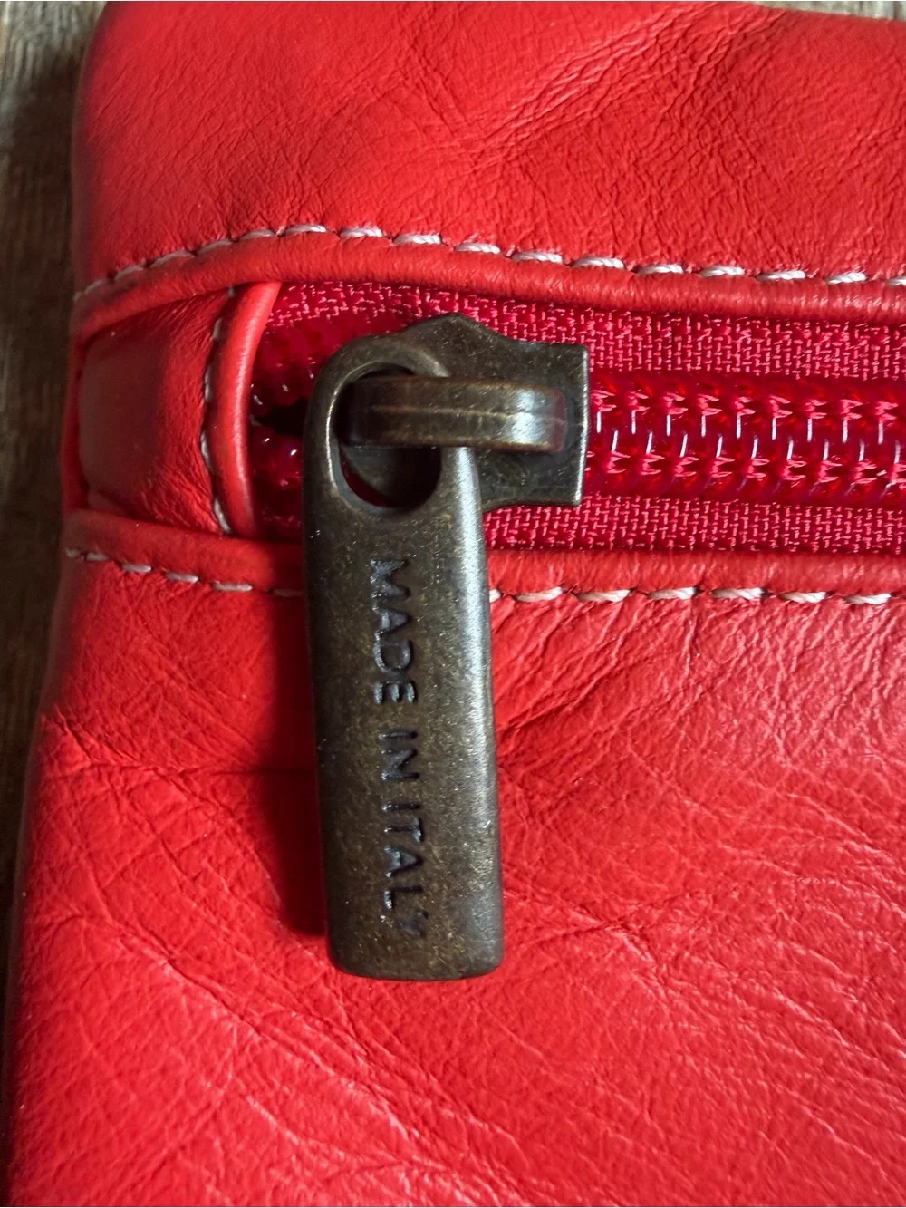 Genuine Leather Gaia Bellagio Red Crossbody Bag